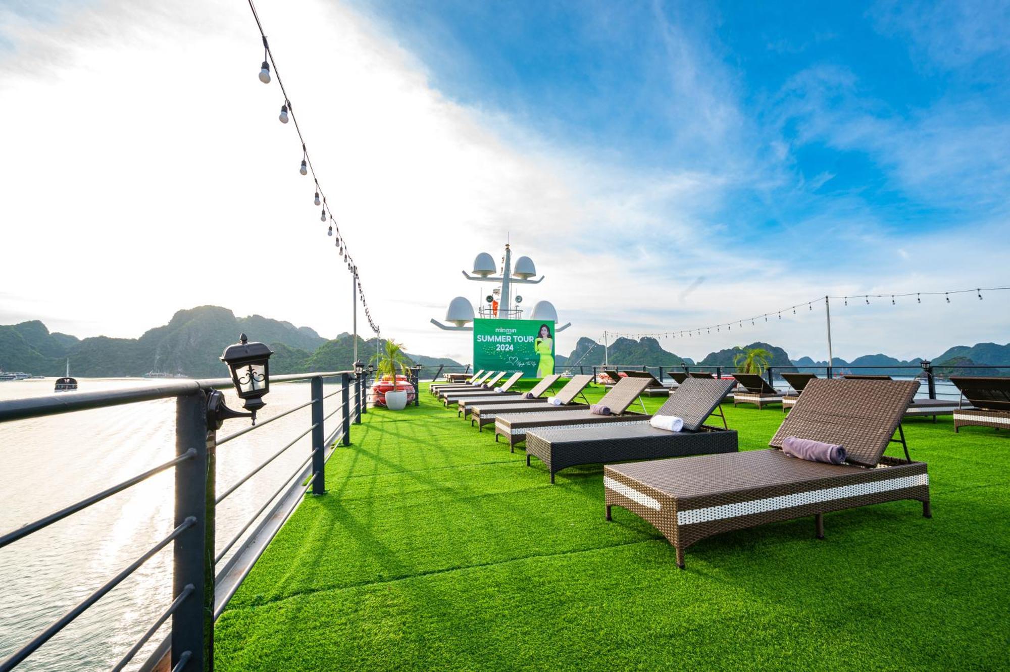 Velar Of The Sea Hotel Ha Long Bagian luar foto