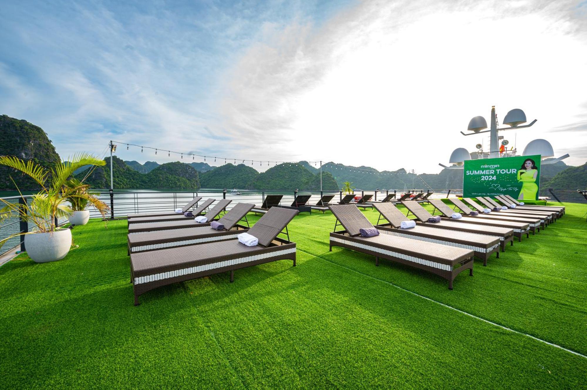 Velar Of The Sea Hotel Ha Long Bagian luar foto