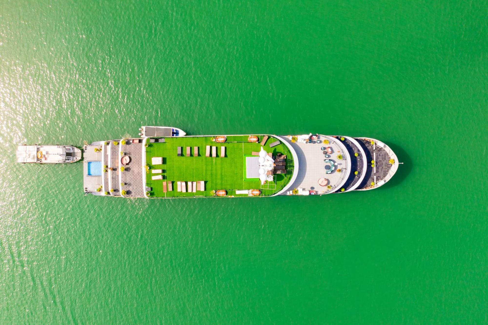 Velar Of The Sea Hotel Ha Long Bagian luar foto