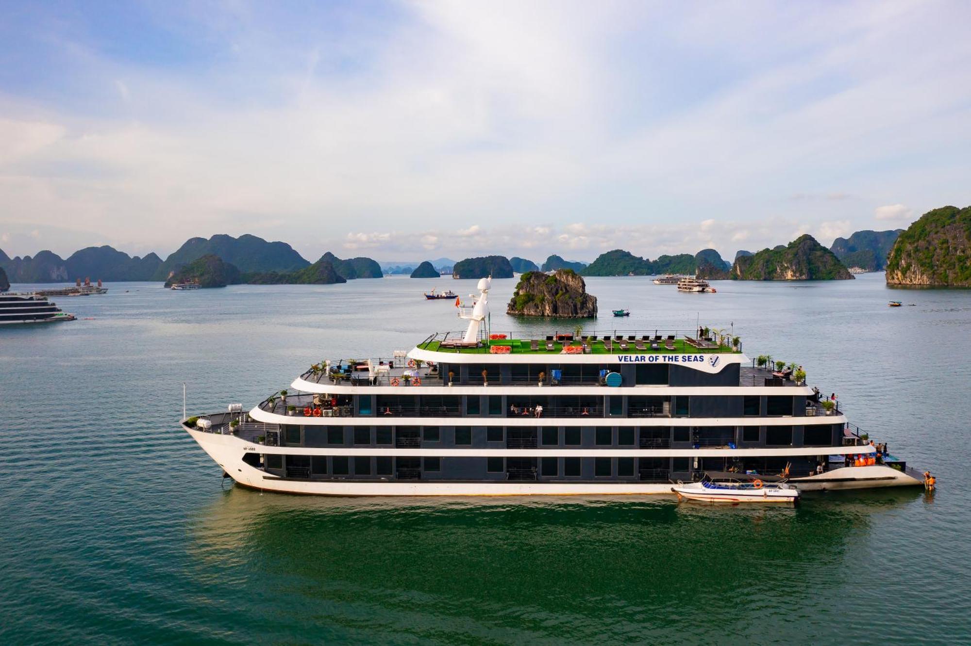 Velar Of The Sea Hotel Ha Long Bagian luar foto