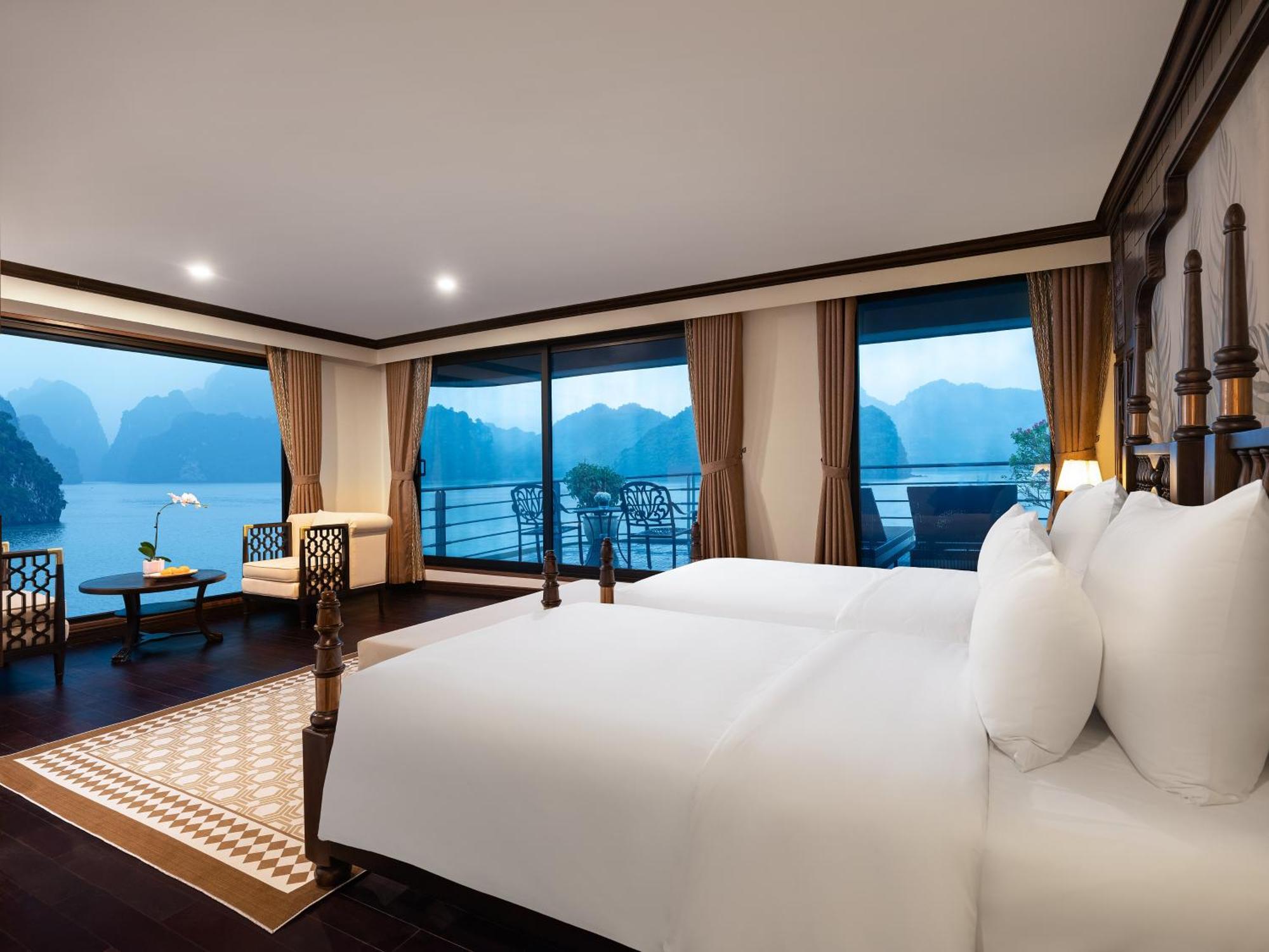 Velar Of The Sea Hotel Ha Long Bagian luar foto